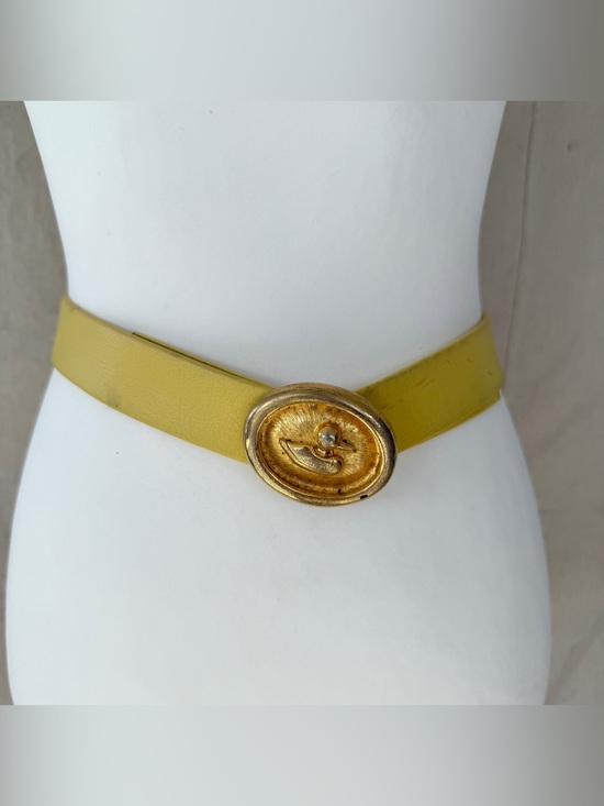 Source Unknown Accessories - Vintage Yellow Leather Duck Gold Tone Belt Buckle Adjustable